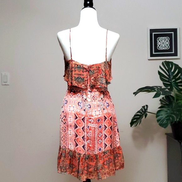 ❌SOLD❌ NWT Guess Spaghetti Strap Dress Size 6 - Picture 5 of 9